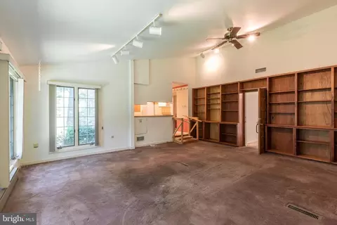 402 Howell Rd, Exton, PA 19341 photo 18
