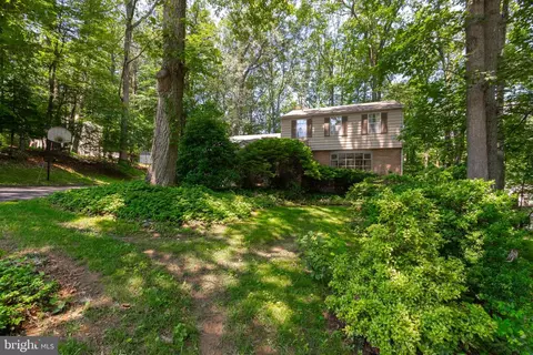402 Howell Rd, Exton, PA 19341 photo 2