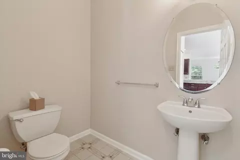 Entry Way - 116 Forge Ct, Malvern, PA 19355 photo 4 of 7