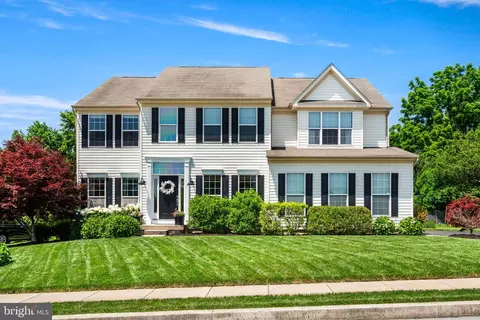 113 Riverside Ln, Coatesville, PA 19320