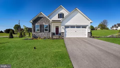 1000 Gilray Dr, Downingtown, PA 19335