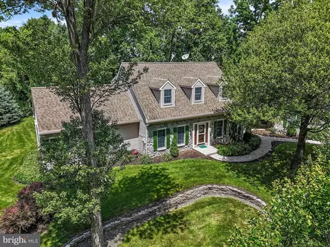 41 Turtle Nest Ln, Glenmoore, PA 19343