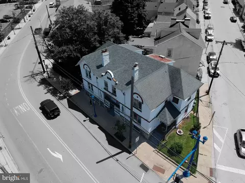 376 378 380 Bridge St, Phoenixville, PA 19460