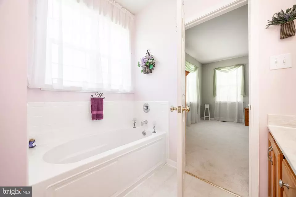  2751 Fynamore Ln, Downingtown, PA 19335 photo 29