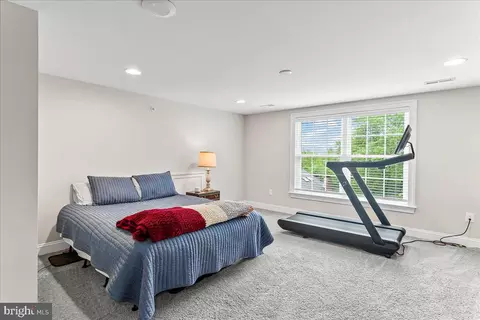 Bedroom - 4 Parkview Cir, Wayne, PA 19087 photo 4 of 5