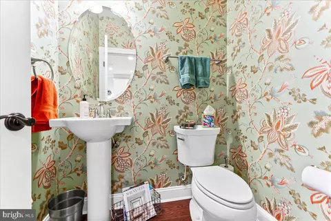 Other - 4 Parkview Cir, Wayne, PA 19087 photo 1 of 7