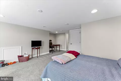 Bedroom - 4 Parkview Cir, Wayne, PA 19087 photo 5 of 5