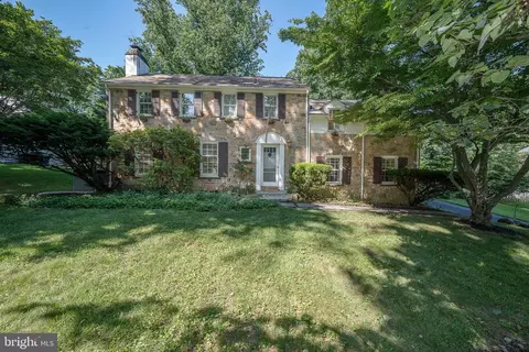 Exterior - 406 Devon State Rd, Devon, PA 19333 photo 2 of 10