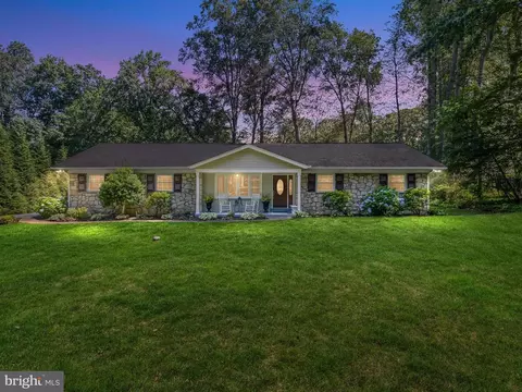 451 E Lafayette Dr, West Chester, PA 19382