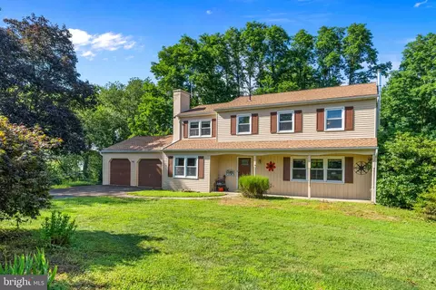 844 Meadowview Rd, Kennett Square, PA 19348