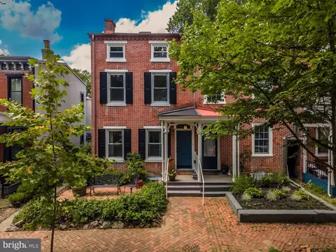 239 W Barnard St, West Chester, PA 19382