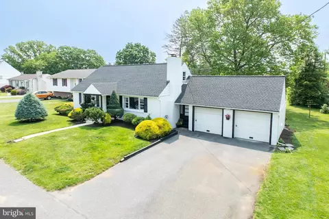 970 Spruce St, Honey Brook, PA 19344