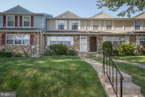 490 Devon Ct #443, Downingtown, PA 19335