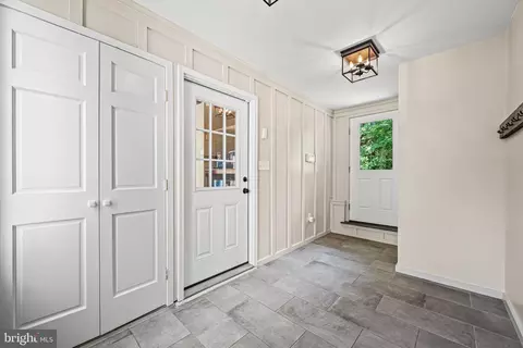 Entry Way - 79 Crestline Rd, Wayne, PA 19087 photo 5 of 5