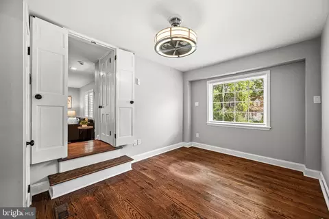 Entry Way - 79 Crestline Rd, Wayne, PA 19087 photo 3 of 5