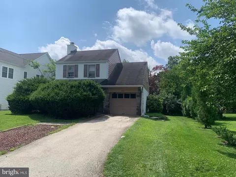 440 Highland Ave, Malvern, PA 19355