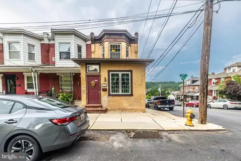 765 Oak St, Coatesville, PA 19320