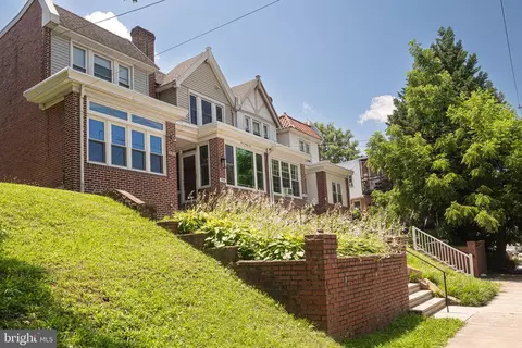 394 Washington Ave, Phoenixville, PA 19460