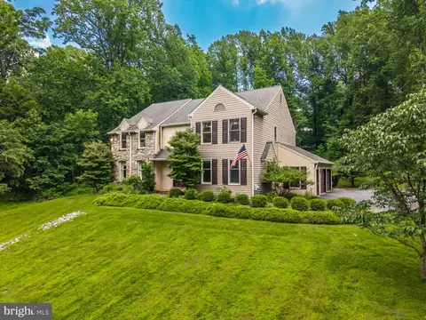 1024 Tinkerhill Ln, Malvern, PA 19355