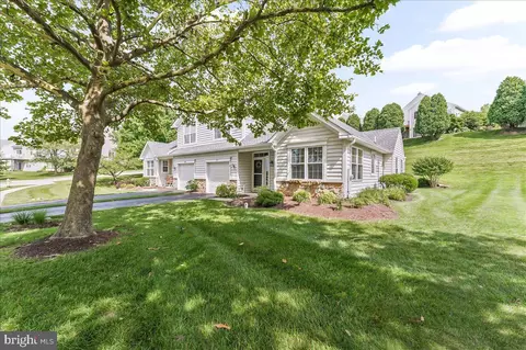 104 Haslan Ln #2, Coatesville, PA 19320