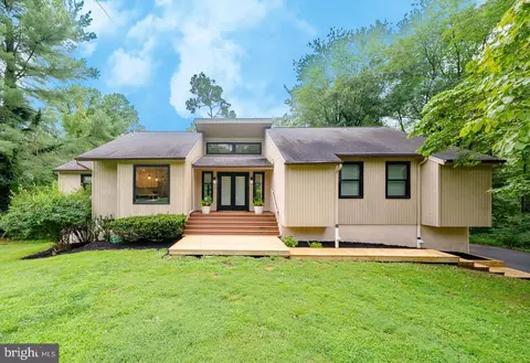 341 French Cir, Downingtown, PA 19335