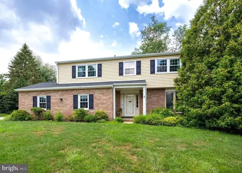 106 Biddle Dr, Exton, PA 19341