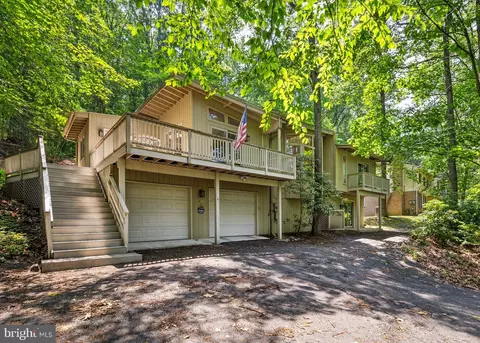 100 Pugh Rd, Wayne, PA 19087 photo 2
