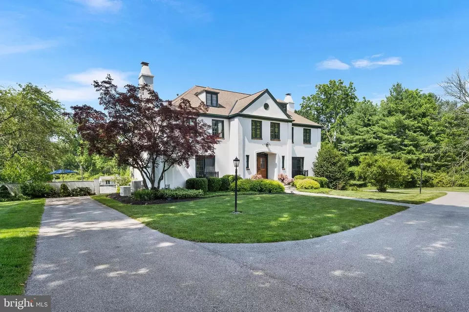 Exterior - 1263 Argyle Rd, Berwyn, PA 19312 photo 3 of 16