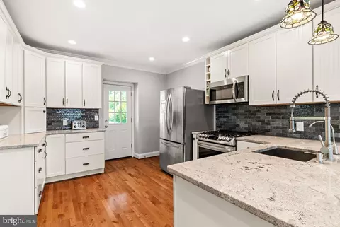 Kitchen - 337 Old Lancaster Rd, Devon, PA 19333 photo 2 of 5