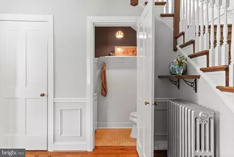 Entry Way - 337 Old Lancaster Rd, Devon, PA 19333 photo 3 of 7