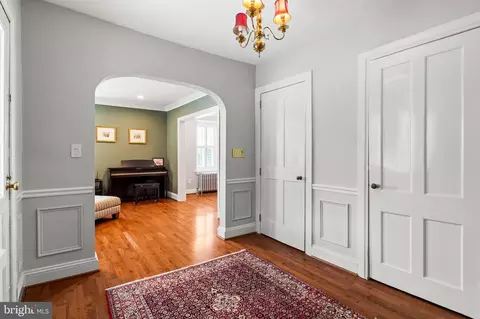 Entry Way - 337 Old Lancaster Rd, Devon, PA 19333 photo 4 of 7