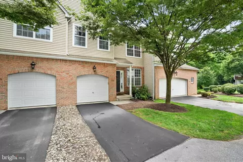 263 E Hillcrest Ave, West Grove, PA 19390