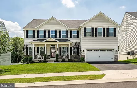 1015 Smithfield Ln, Downingtown, PA 19335