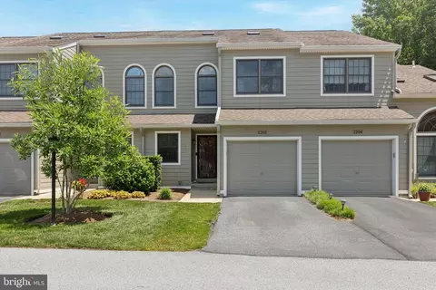 1203 Wharton Ct, Newtown Square, PA 19073