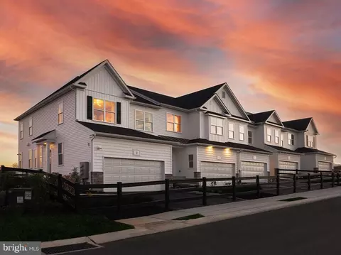 201 Vienna Blvd #87, Glenmoore, PA 19343