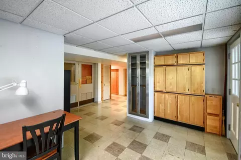 Entry Way - 240 Biddle Dr, Exton, PA 19341 photo 3 of 3