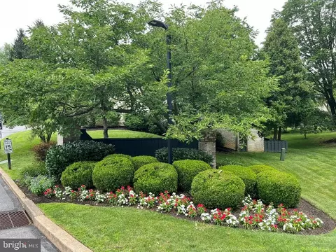 550 Foxwood Ln, Paoli, PA 19301