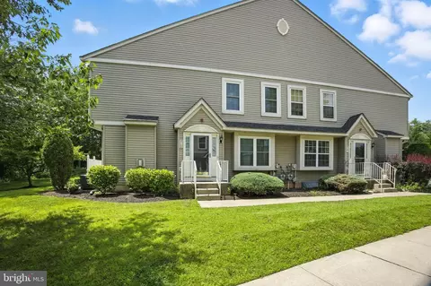 2104 Iris Ct, Phoenixville, PA 19460