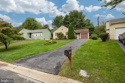 1209 New Hampshire Ln, Downingtown, PA 19335