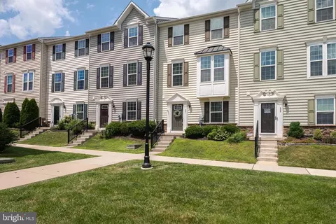 641 Washington Sq, Spring City, PA 19475