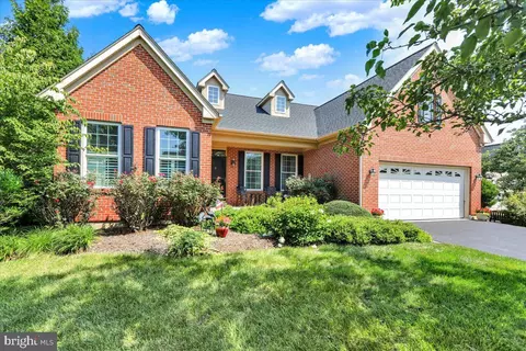 1002 Millstone Ct, Downingtown, PA 19335