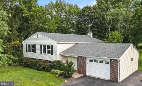 1982 E Cedarville Rd, Pottstown, PA 19465