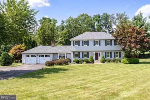 197 Rosewood Dr, West Chester, PA 19382