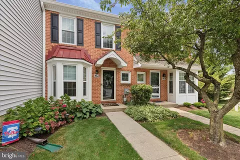 866 Durant Ct, West Chester, PA 19380