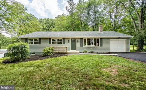 128 Buckwalter Rd, Pottstown, PA 19465