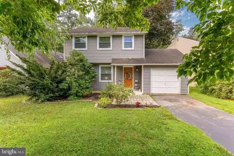 1114 Vermont Ln, Downingtown, PA 19335