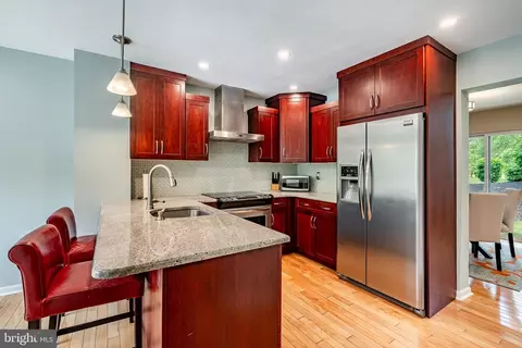 24 Scott Ct, Chesterbrook, PA 19087 photo 8