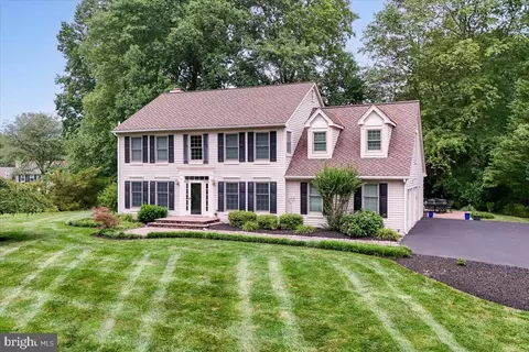 3 Langton Hill Rd, Landenberg, PA 19350