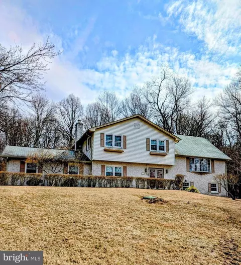 141 Crawford Rd, Downingtown, PA 19335