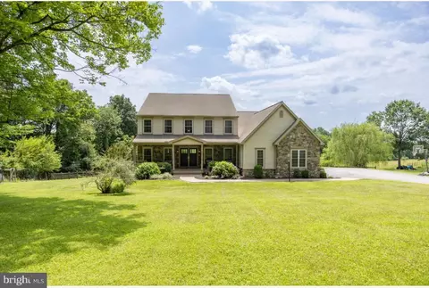 338 Black Horse Rd, Chester Springs, PA 19425